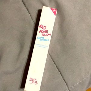 New No Pore-blem Primer